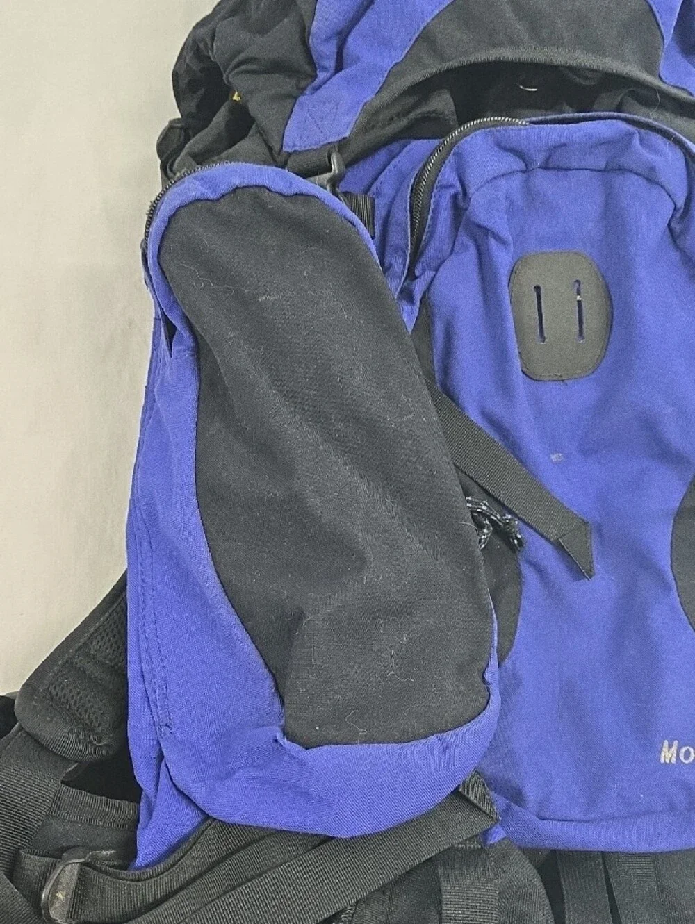 Kelty Men's Indigo and Black Backpack - Moraine